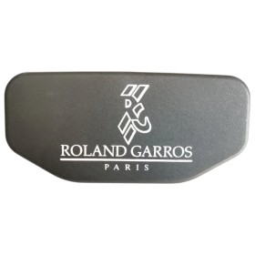 Logo centre de volant Peugeot 205 Roland Garros Paris phase 1, fond gris.