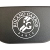 Monogramme de volant. Plastique ABS injecté. Peugeot 205 Roland Garros Phase 2.