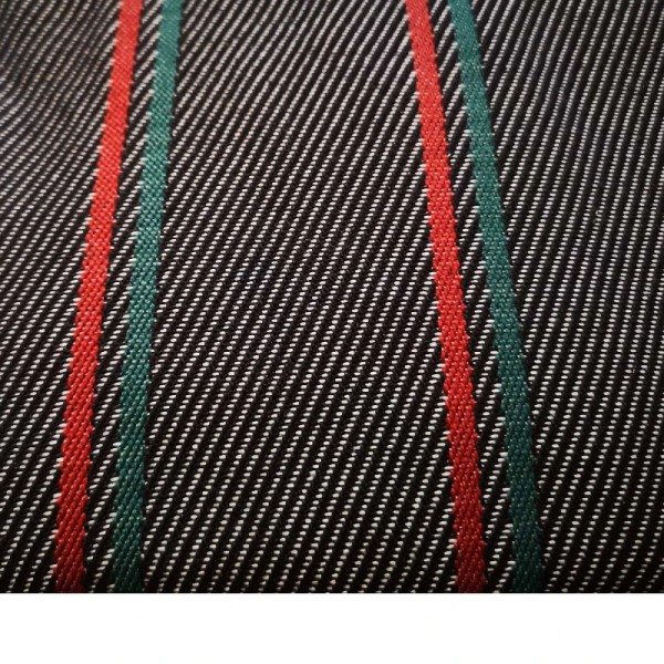 Redonnez tout l’authenticité à l’intérieur de votre Peugeot 205 Roland Garros Phase 1 avec ce tissu central.
