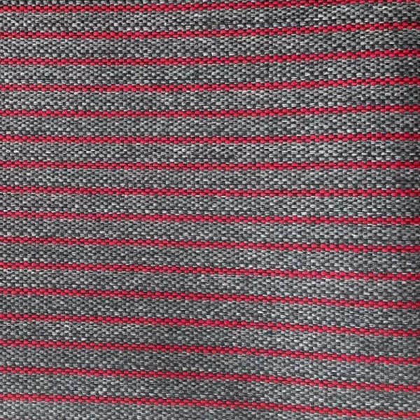 Tissu MONACO Gris Clair à Rayures Rouges – Restauration des Sièges centraux des 205 GTI CTI.