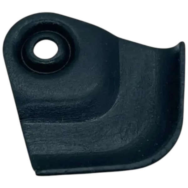Ces angles de finition pour capote arrière sont indispensables à une restauration Peugeot 205 décapotable.