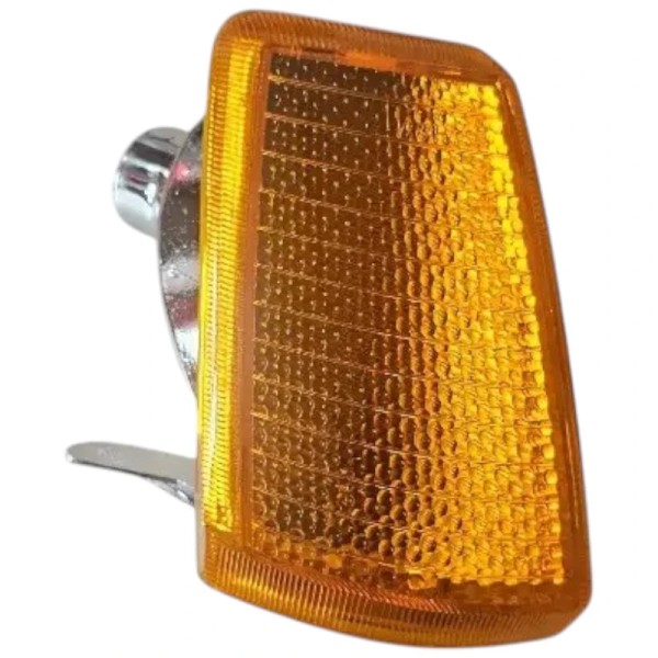 Produit neuf : clignotant avant droit Peugeot 205, parfaitement ajusté à l’emplacement d’origine.