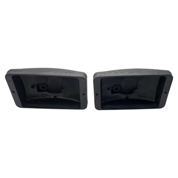 Vue arrière des coquilles de support longue portée Peugeot 205, matière ABS.