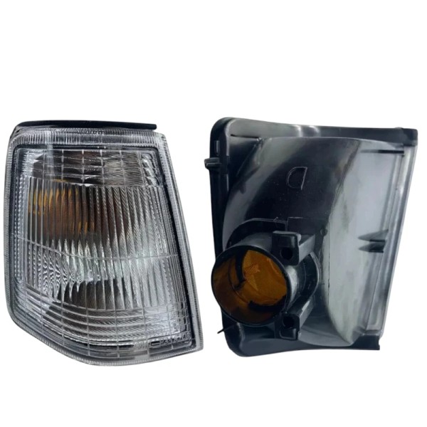 Clignotant Aile Avant Côté Gauche – Refabrication – Compatible Peugeot 309 tous modèles.