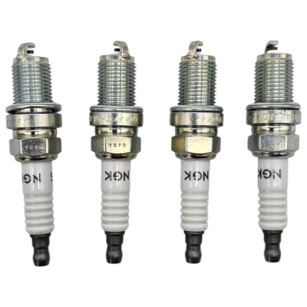 Lot de 4 bougies d’allumage NGK pour Peugeot 205 GTI 1.6 / 1.9 & CTI – refabrication conforme.