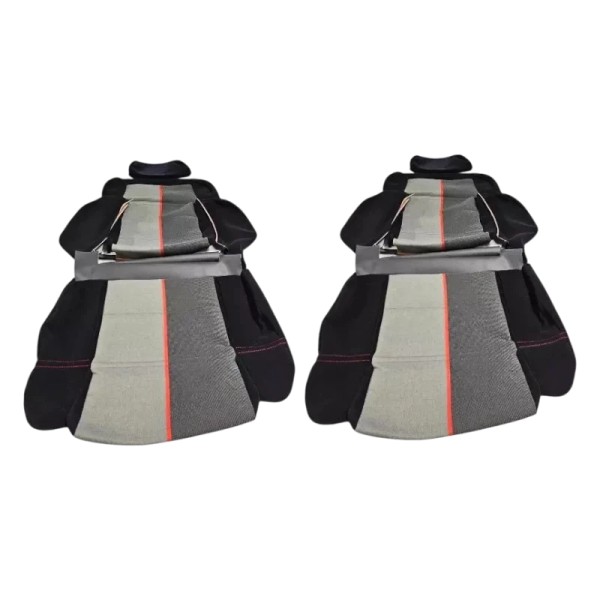 Housses Peugeot 205 CTI – Rénovation complète pour un intérieur modernisé en tissus ramier.